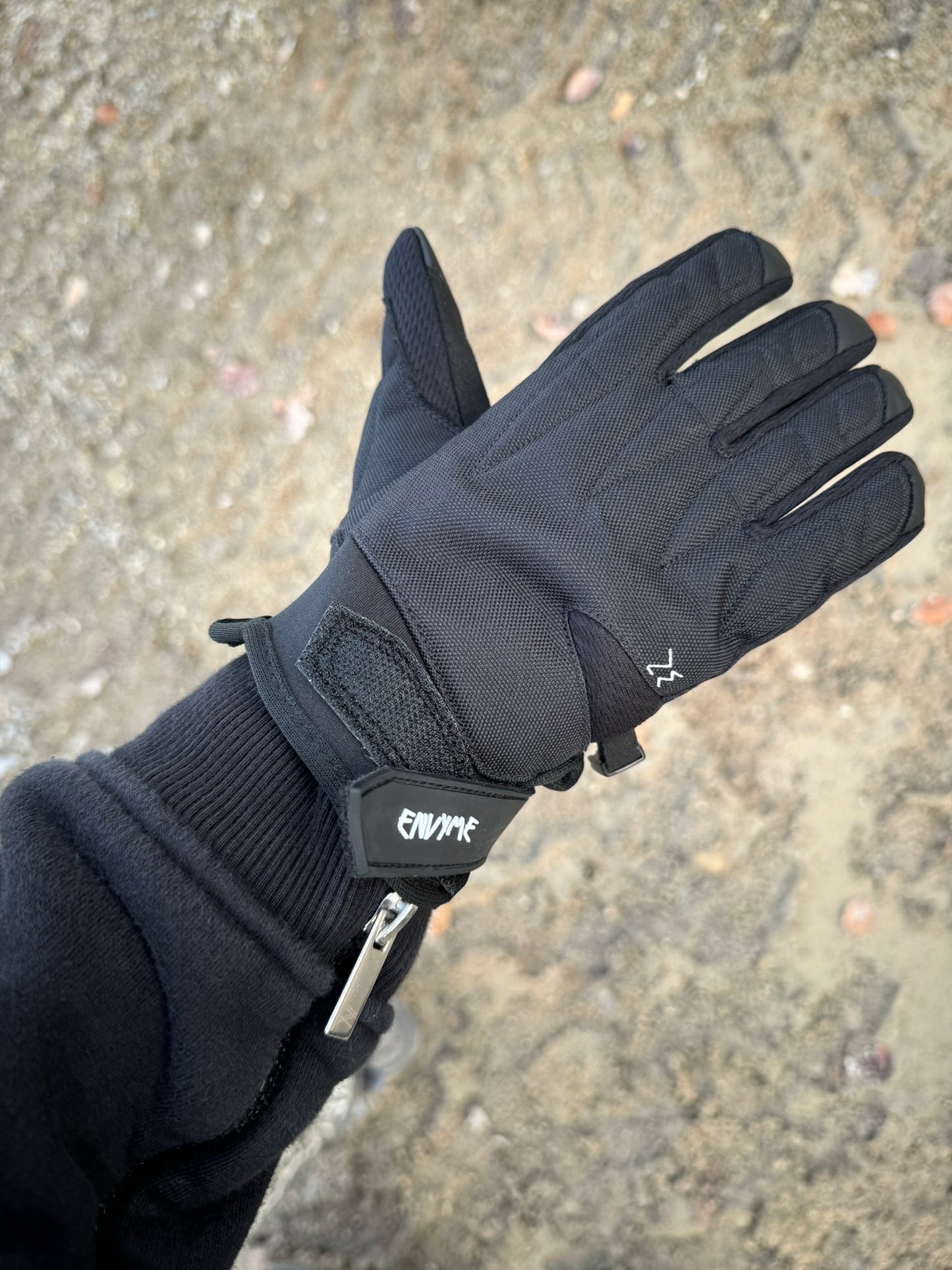REFLECTIVE GLOVES