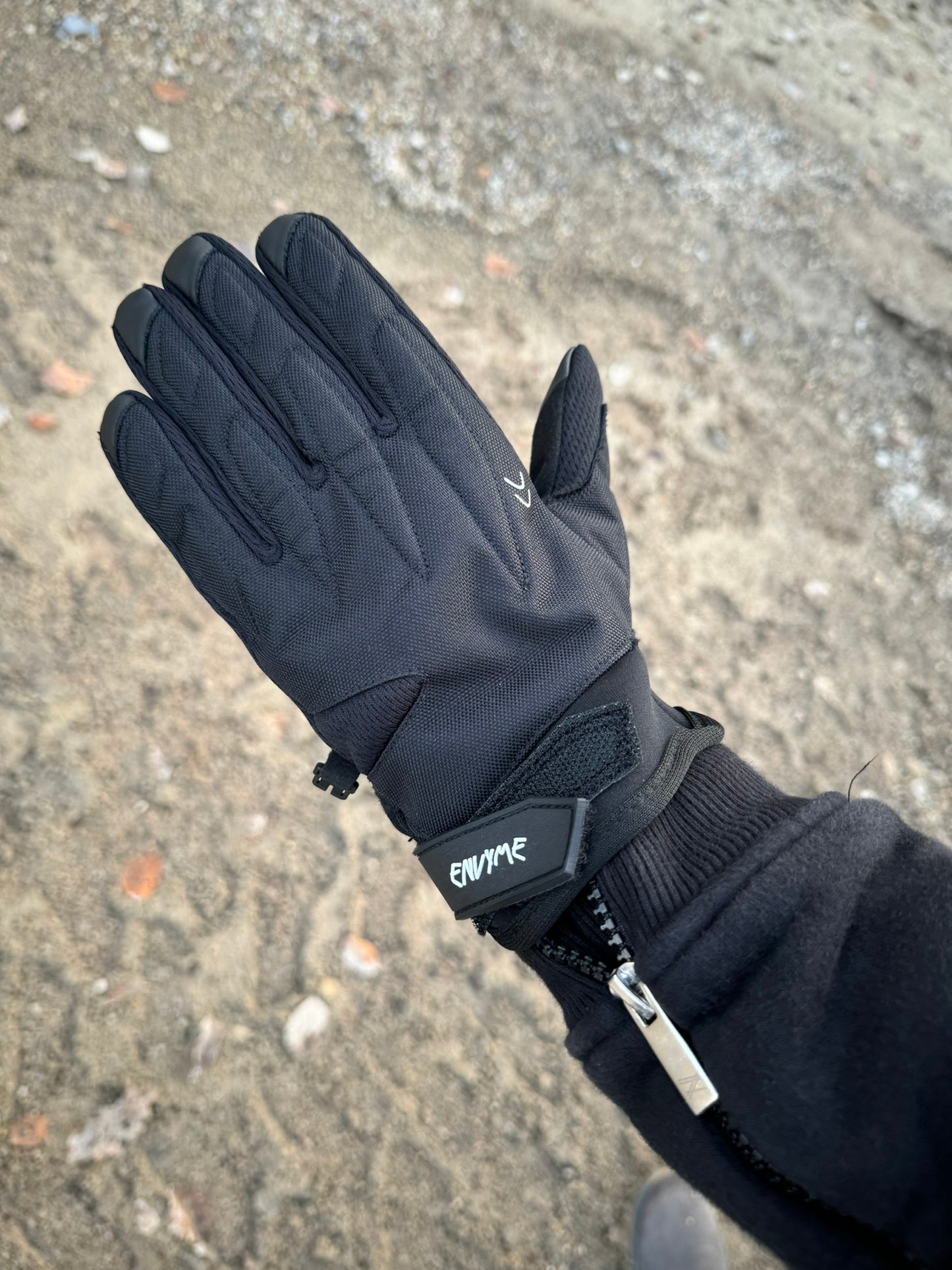 REFLECTIVE GLOVES