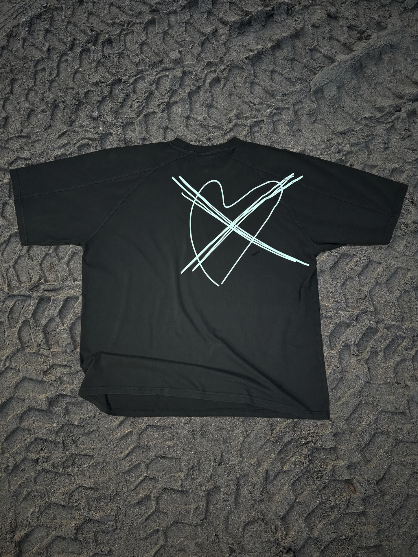 LIW TEE [+3 COLORS]