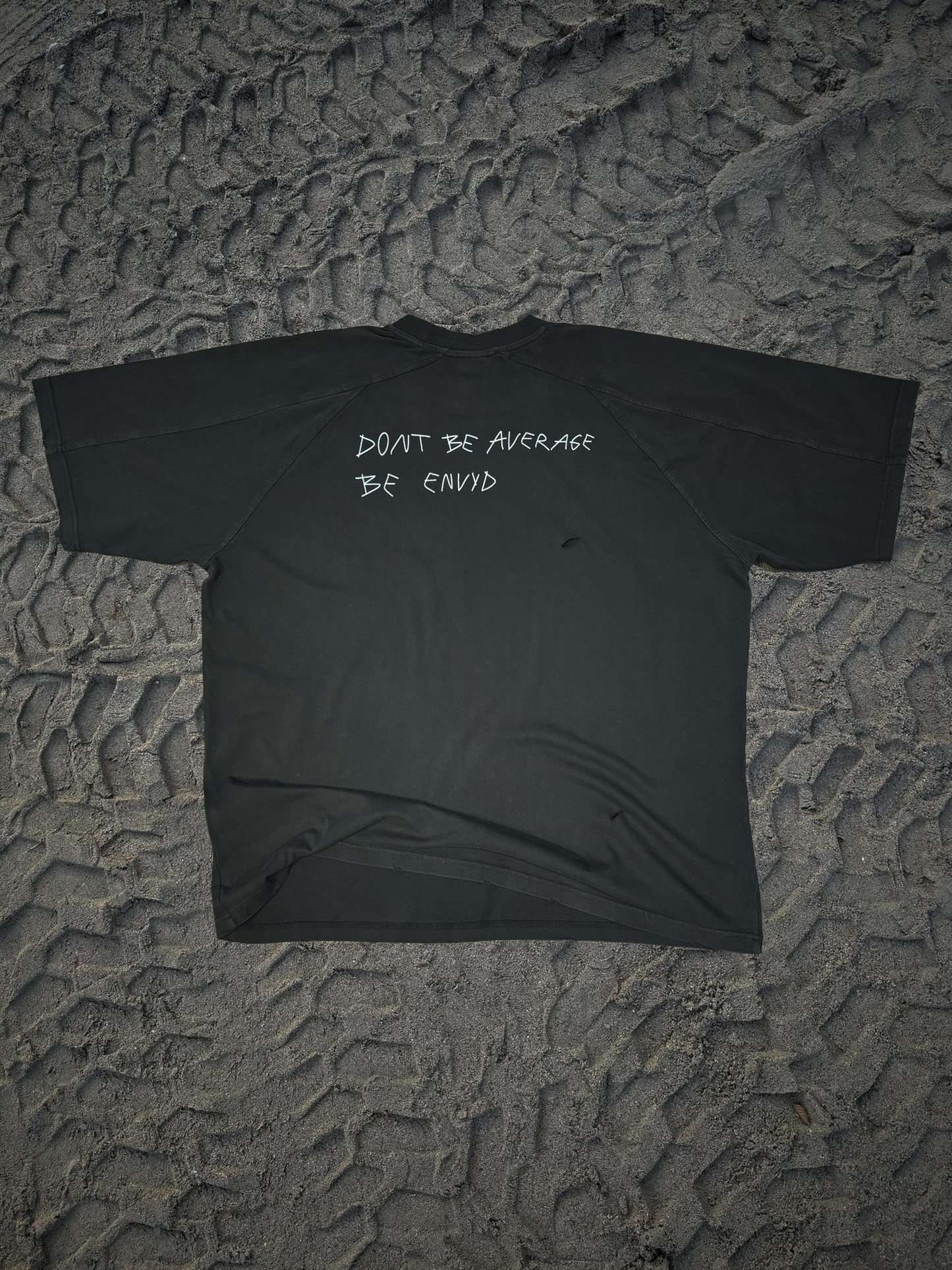 ENVY TEE [+3 COLORS]