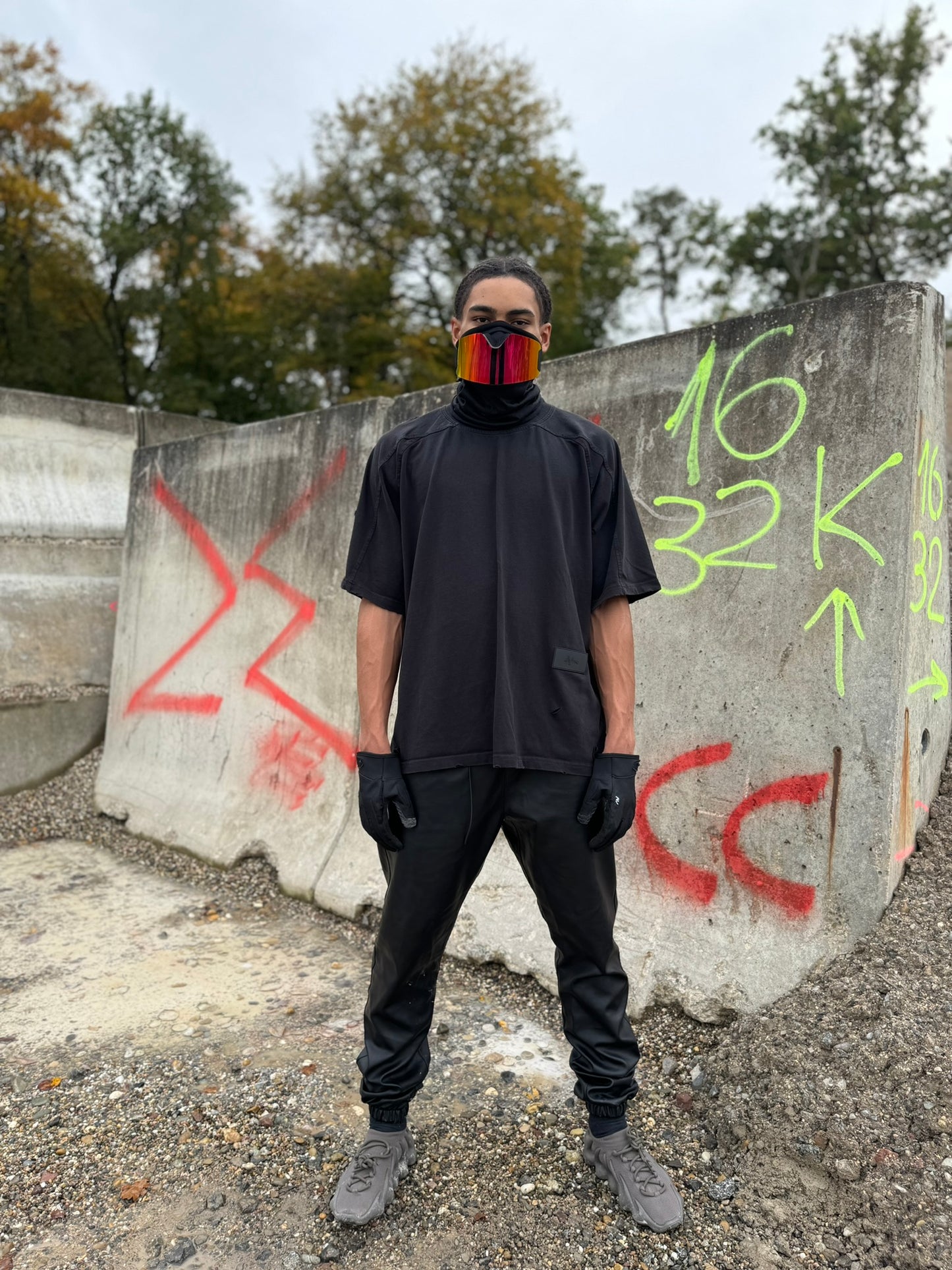LIW TEE [+3 COLORS]