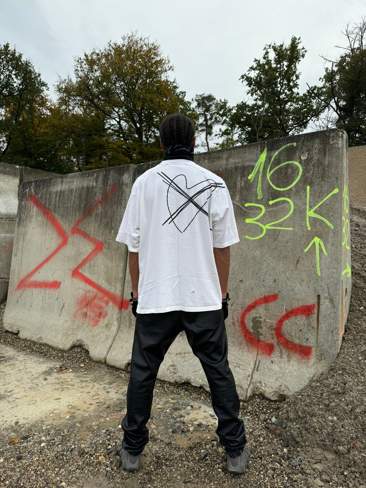LIW TEE [+3 COLORS]