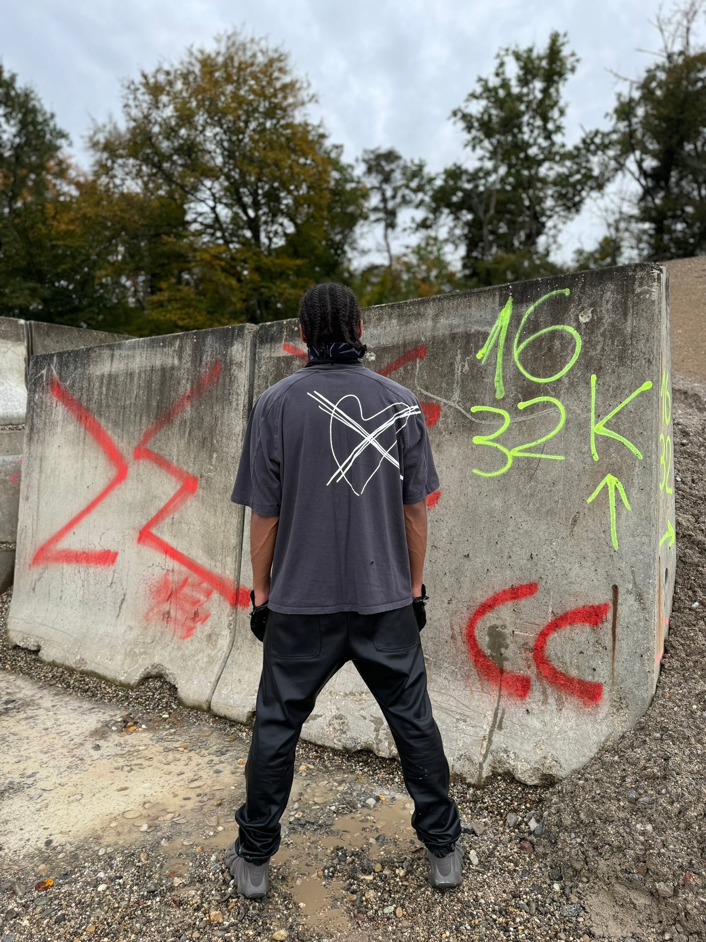 LIW TEE [+3 COLORS]