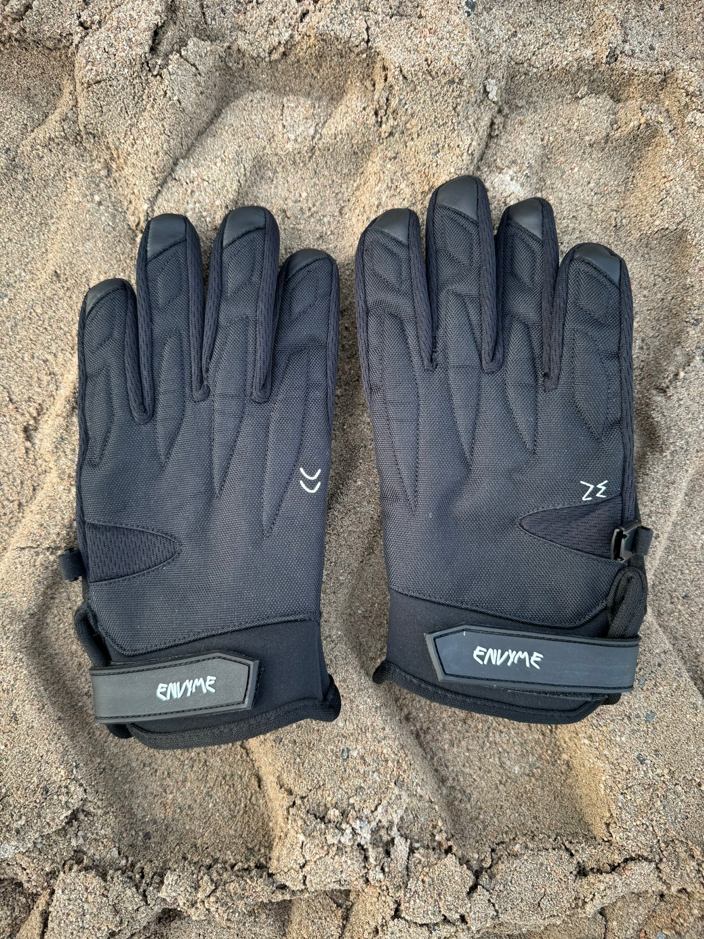 REFLECTIVE GLOVES