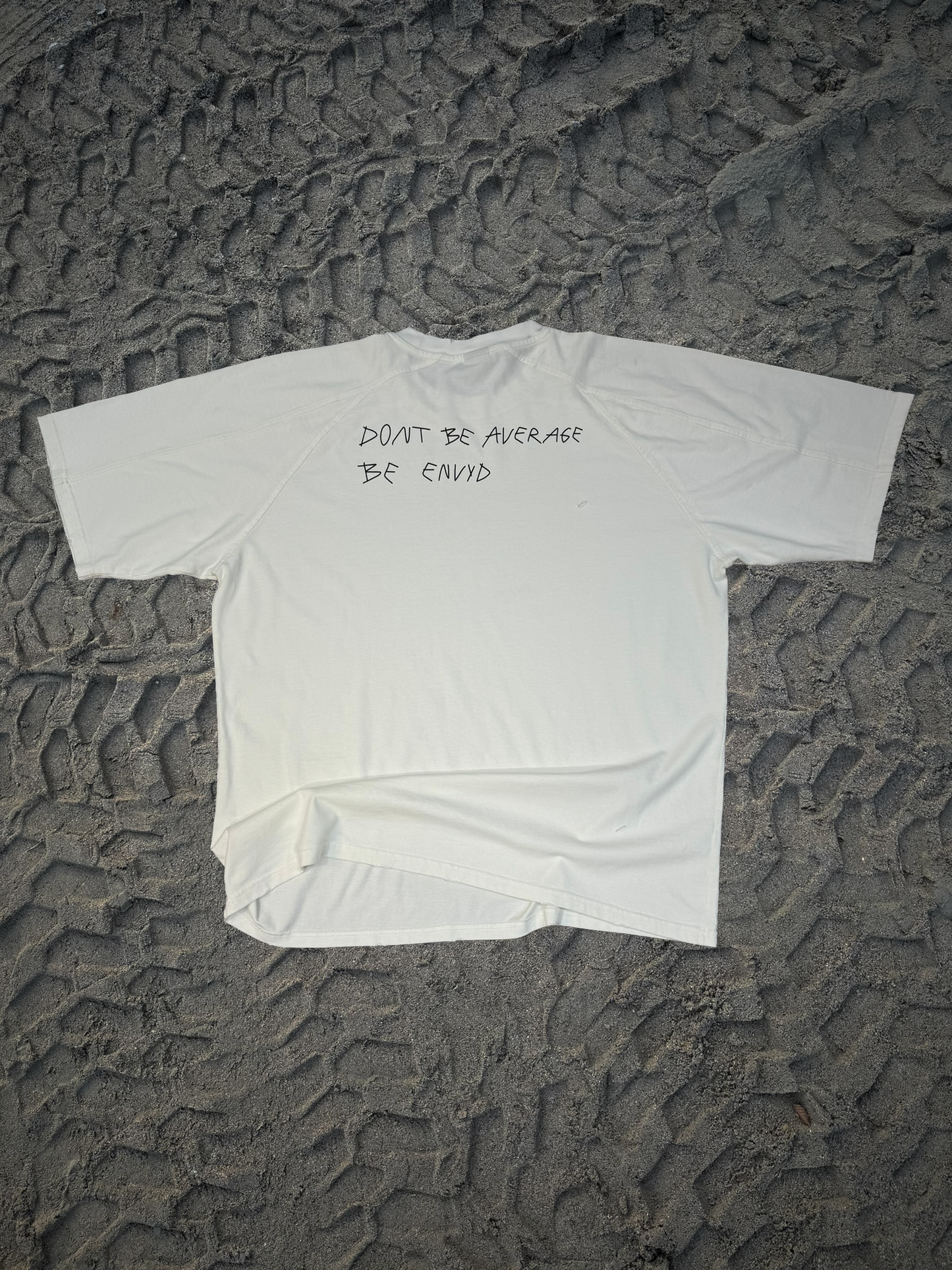 ENVY TEE [+3 COLORS]